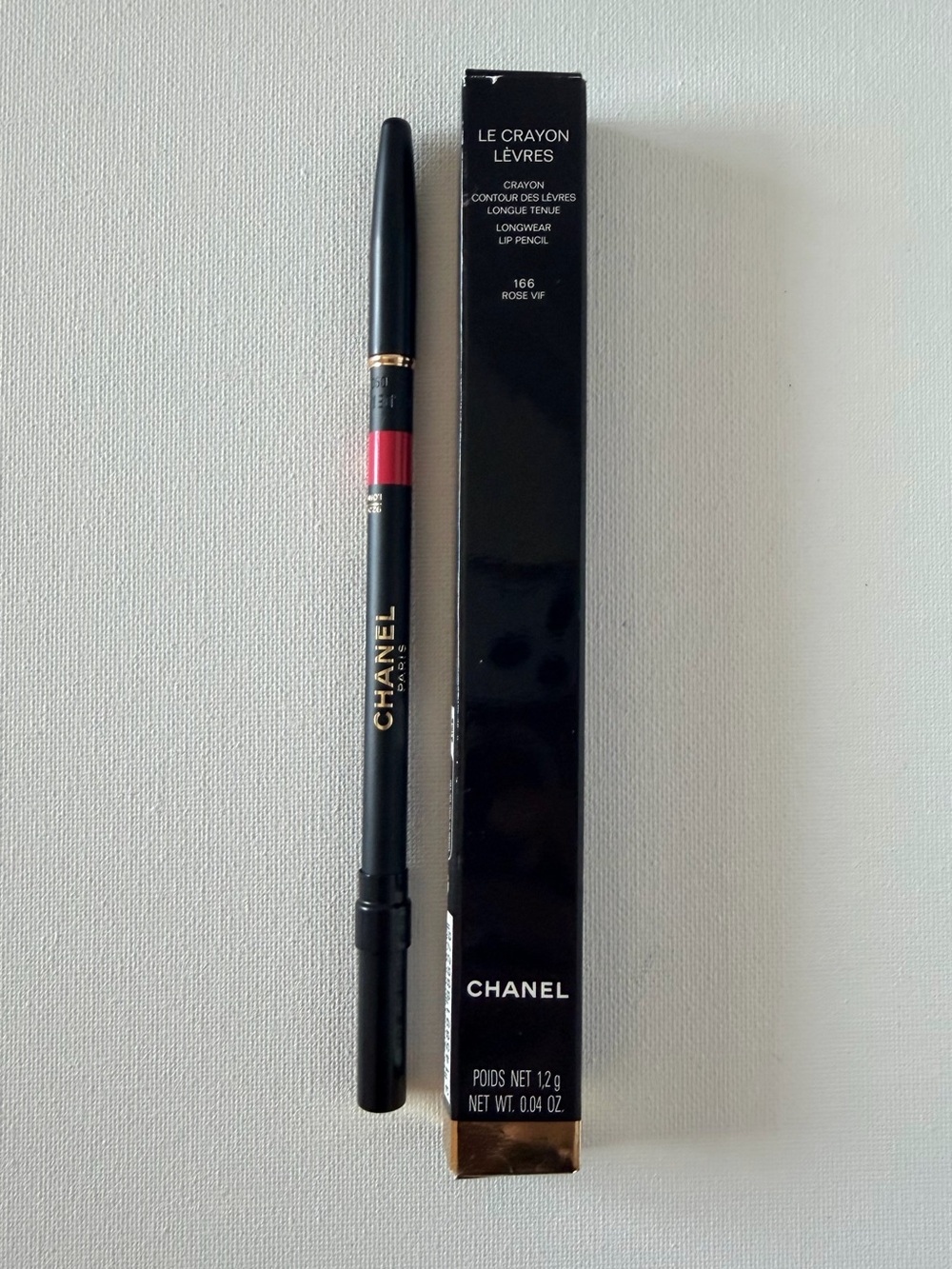 CHANEL Le Crayon Lèvres Longwear Lip Pencil / Lipliner - 166 Rose Vif - NIB